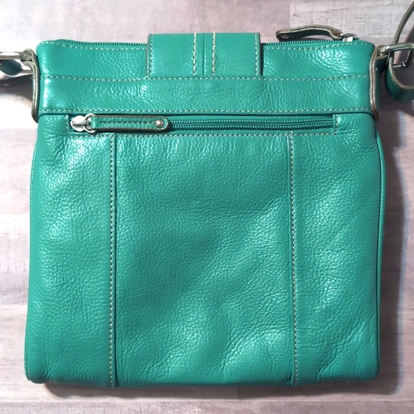 Tignanello Crossbody Bag EUC - Picture 3 of 13